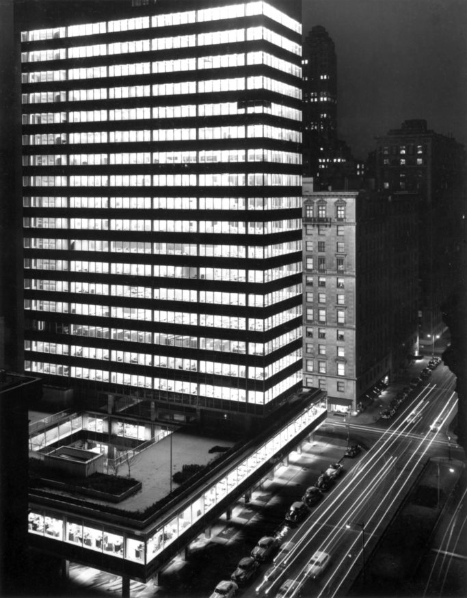 Slide 5 of 10, Lever House